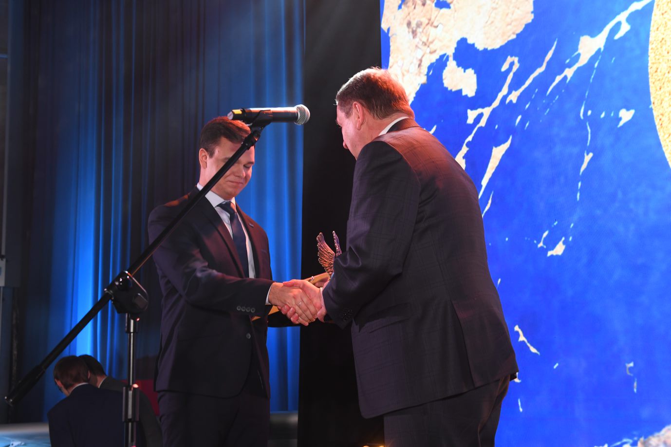 Student z WIEiK zwyciężył w Kategorii „Student Naukowiec” w plebiscycie Szafirowe Smoki