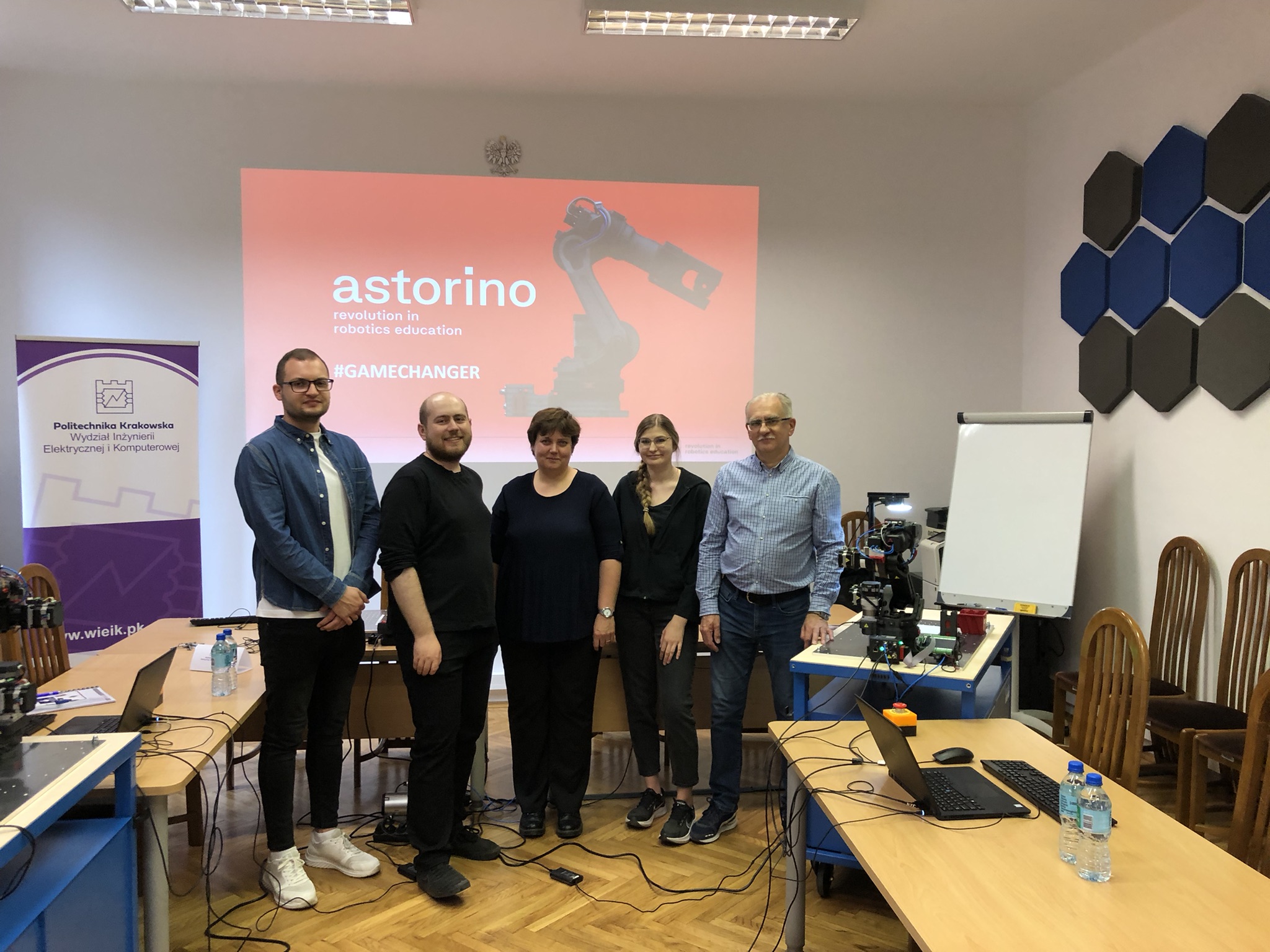 I Szkolenie z zakresu obsługi robota ASTORINO