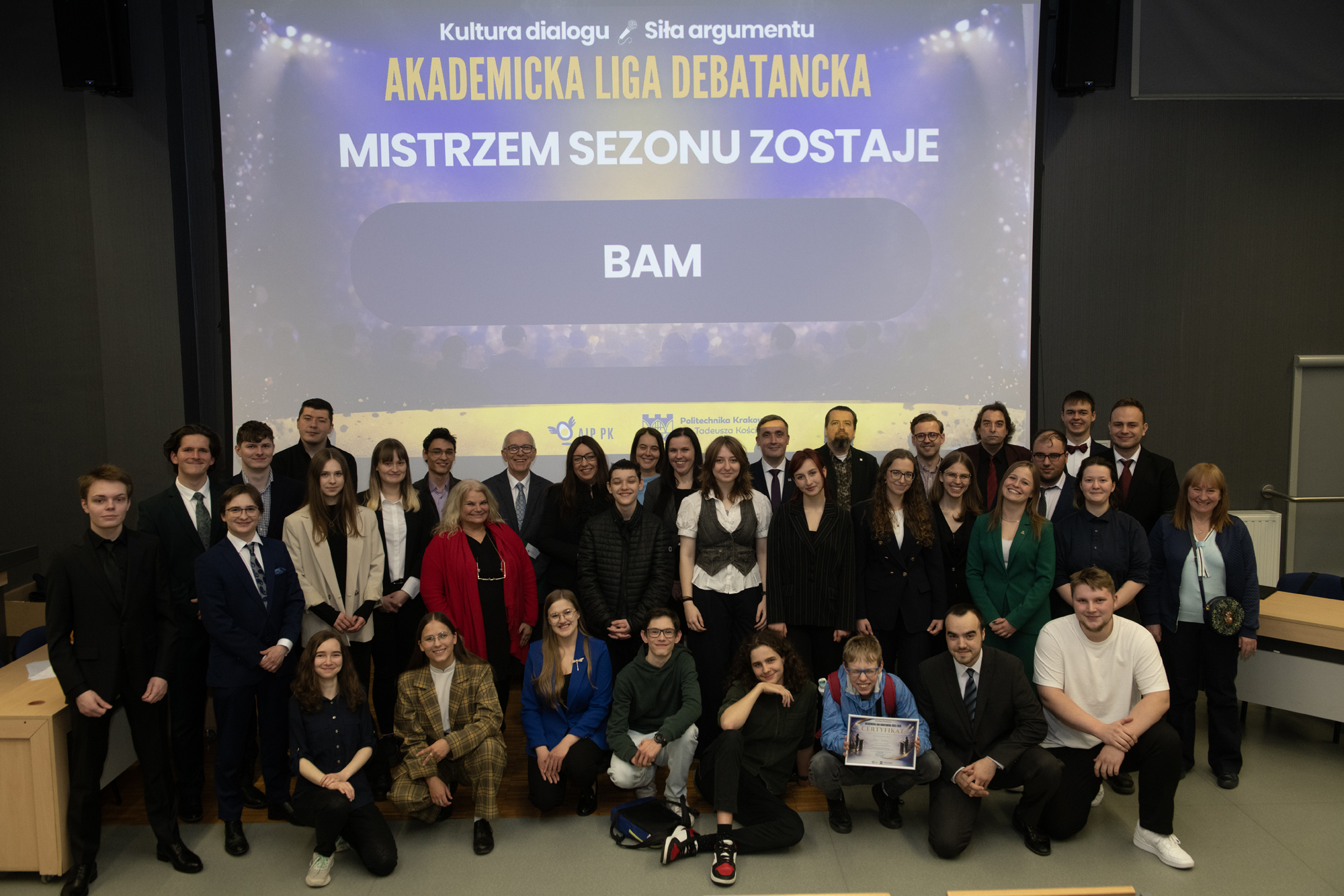 Akademicka Liga Debatancka dobiegła końca – a nasi studenci byli w samym centrum akcji!